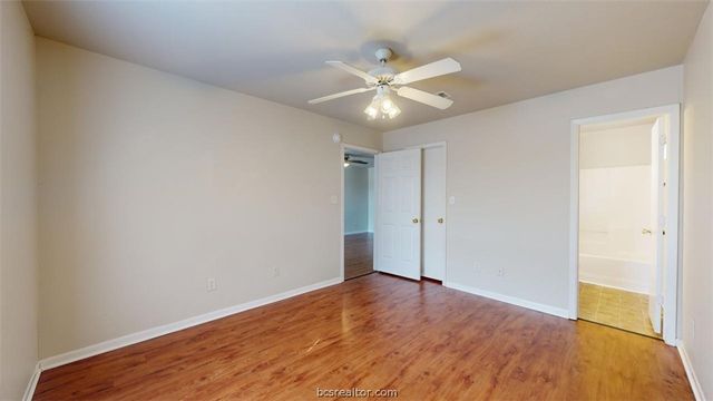 1513 Hollowhill Drive B, Bryan, TX 77802