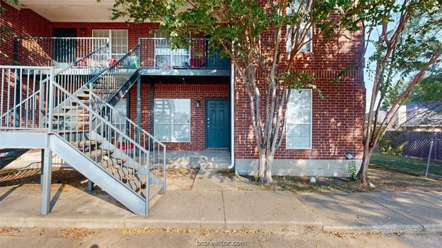 1513 Hollowhill Drive B, Bryan, TX 77802