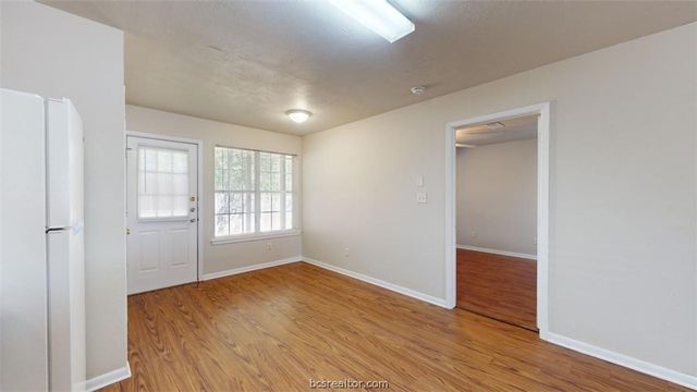 1513 Hollowhill Drive B, Bryan, TX 77802