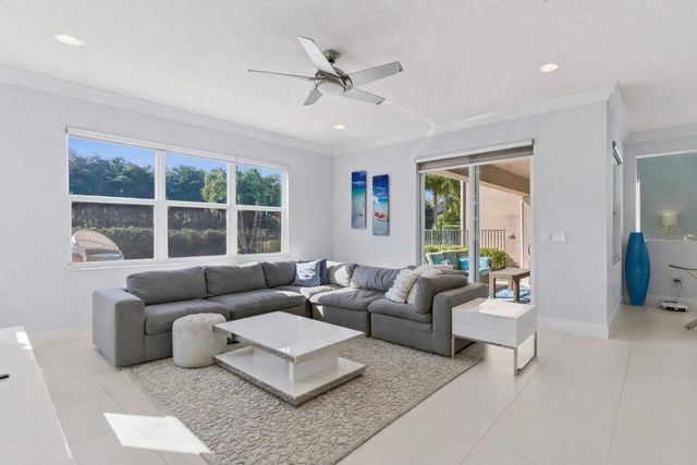 8228 Triana Point Avenue, Boynton Beach, FL 33473