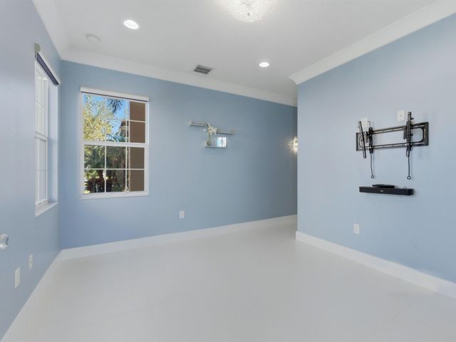 8228 Triana Point Avenue, Boynton Beach, FL 33473