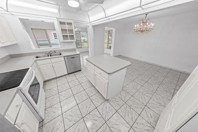 402 SEAVIEW AVENUE, Daytona Beach, FL 32118