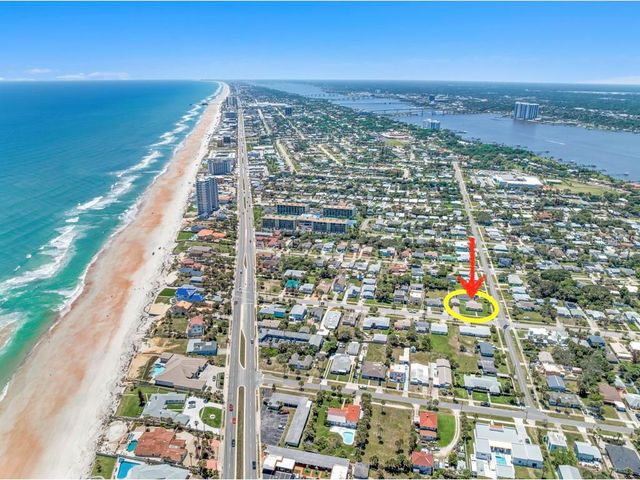 402 SEAVIEW AVENUE, Daytona Beach, FL 32118