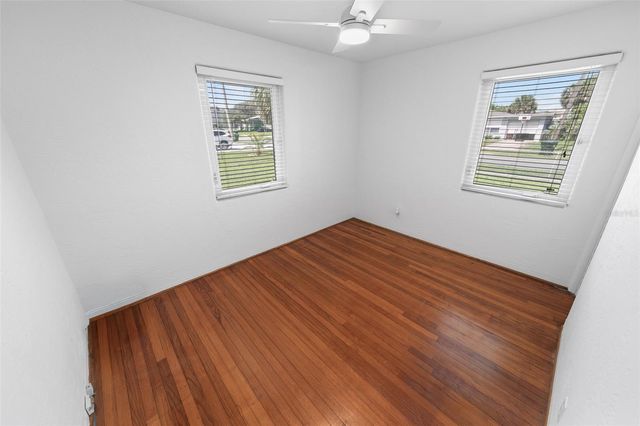 402 SEAVIEW AVENUE, Daytona Beach, FL 32118