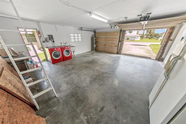 402 SEAVIEW AVENUE, Daytona Beach, FL 32118