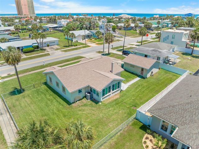 402 SEAVIEW AVENUE, Daytona Beach, FL 32118