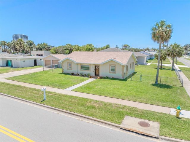 402 SEAVIEW AVENUE, Daytona Beach, FL 32118