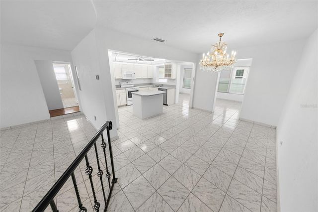 402 SEAVIEW AVENUE, Daytona Beach, FL 32118