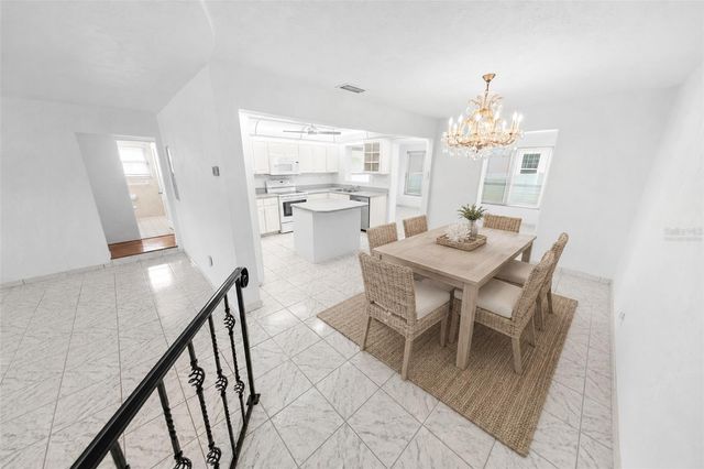 402 SEAVIEW AVENUE, Daytona Beach, FL 32118