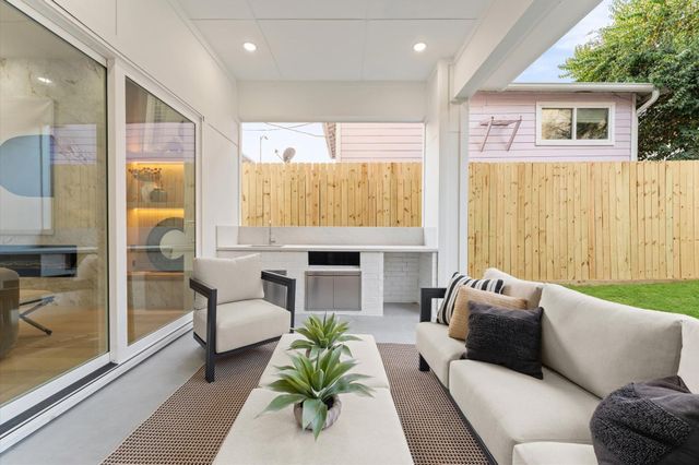 508 Willard Street, Houston, TX 77006