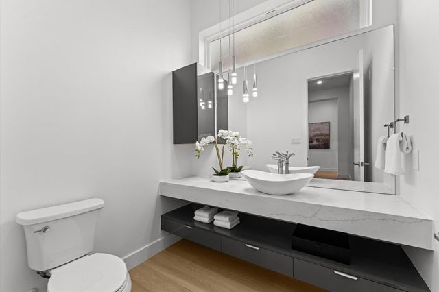 508 Willard Street, Houston, TX 77006