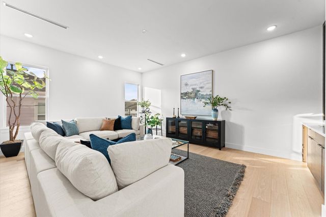 508 Willard Street, Houston, TX 77006