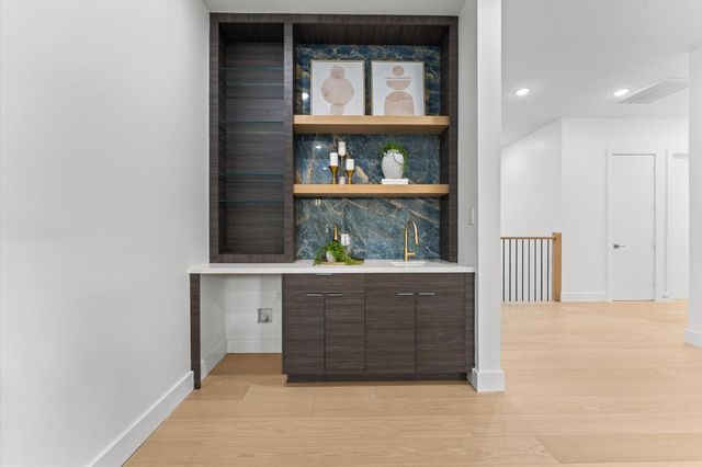 508 Willard Street, Houston, TX 77006