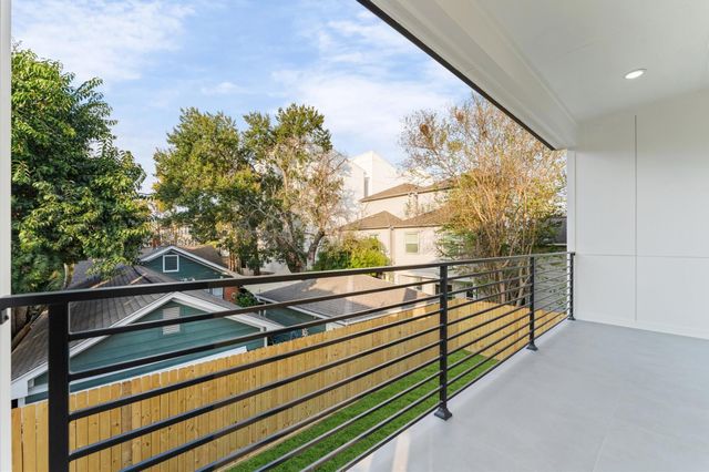 508 Willard Street, Houston, TX 77006