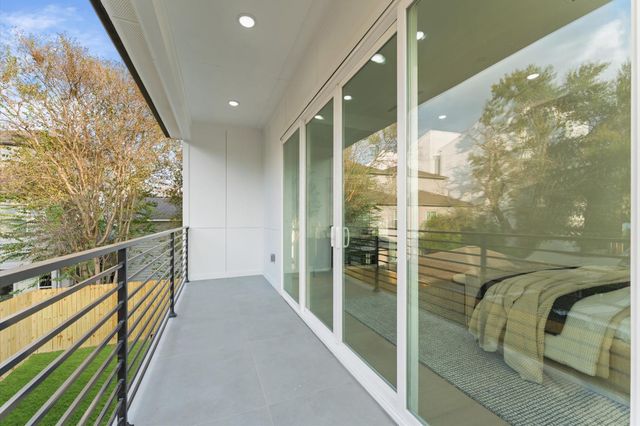 508 Willard Street, Houston, TX 77006