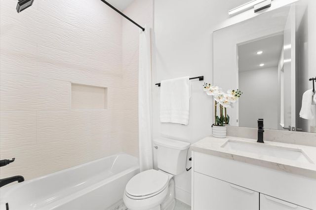 508 Willard Street, Houston, TX 77006