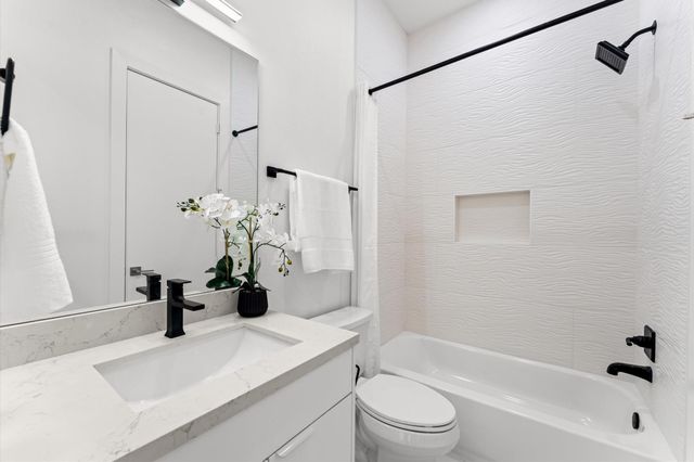 508 Willard Street, Houston, TX 77006