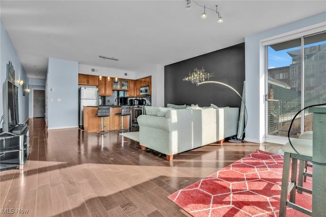 1237 Washington Avenue 512, Cleveland, OH 44113