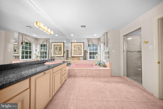 636 KORISA DR, Huntingdon Valley, PA 19006