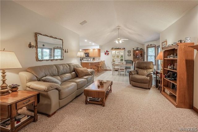 2618 Kusum Court, Wheatfield, NY 14304