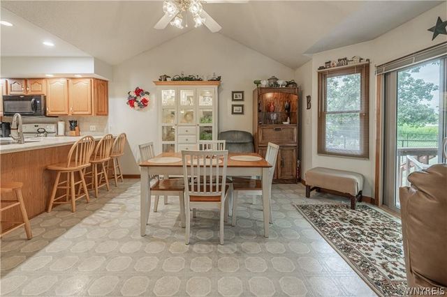 2618 Kusum Court, Wheatfield, NY 14304