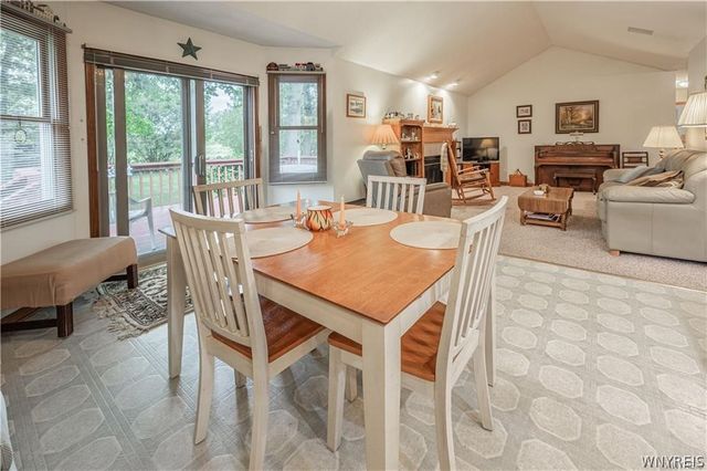 2618 Kusum Court, Wheatfield, NY 14304