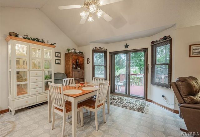 2618 Kusum Court, Wheatfield, NY 14304