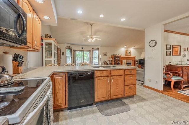 2618 Kusum Court, Wheatfield, NY 14304
