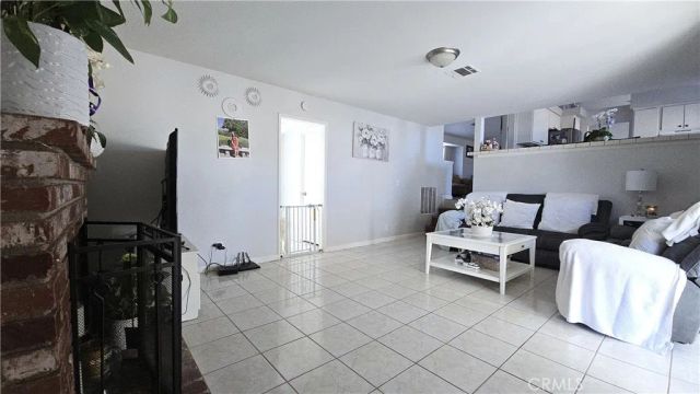 37908 17th Street East, Palmdale, CA 93550