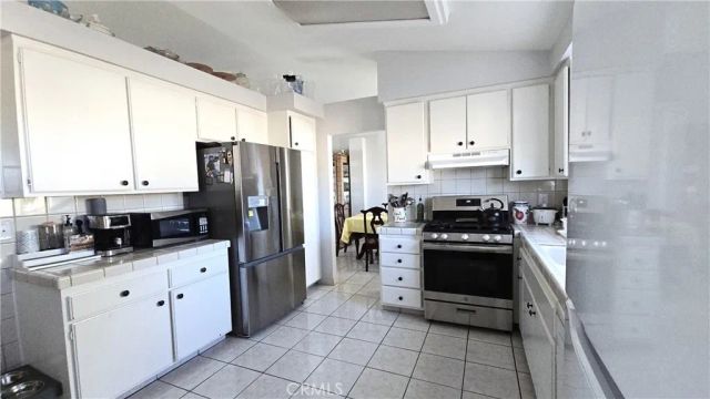 37908 17th Street East, Palmdale, CA 93550