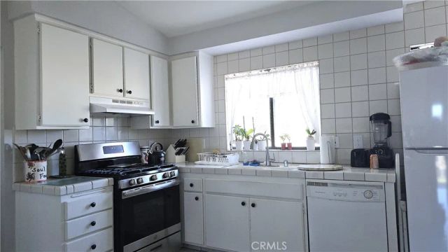 37908 17th Street East, Palmdale, CA 93550