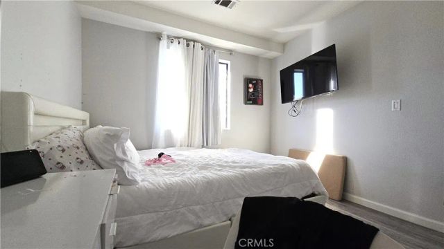 37908 17th Street East, Palmdale, CA 93550