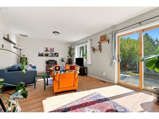 10016 N POLK Ave, Portland, OR 97203