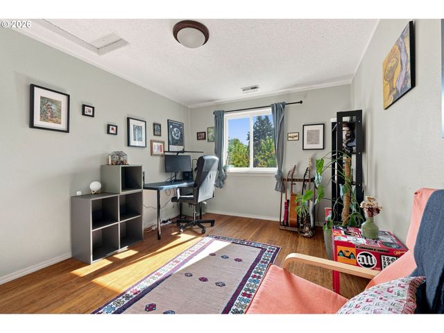 10016 N POLK Ave, Portland, OR 97203