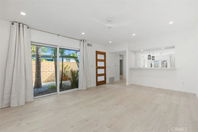 1916 Delaware, Huntington Beach, CA 92648