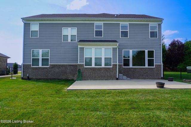 1001 Summit Parks Dr, La Grange, KY 40031