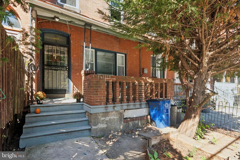 3817 HAMILTON ST, Philadelphia, PA 19104