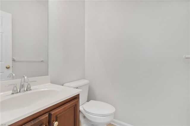 117 Lakes Edge DR, Suffolk, VA 23434