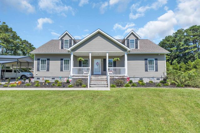 381 Saint Ives Rd., Longs, SC 29568