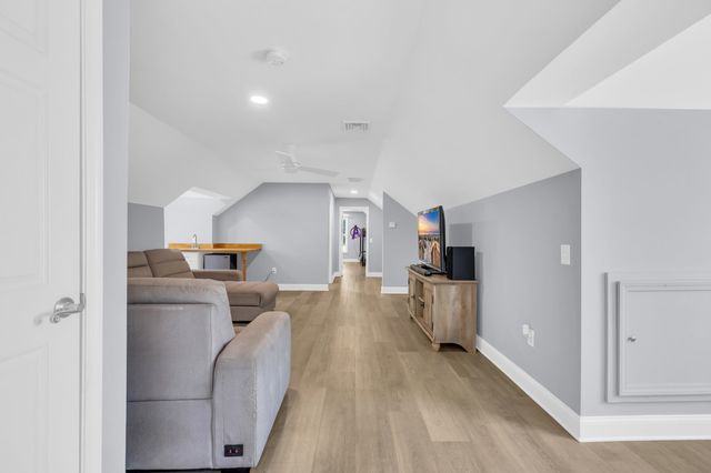 381 Saint Ives Rd., Longs, SC 29568