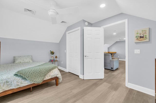 381 Saint Ives Rd., Longs, SC 29568