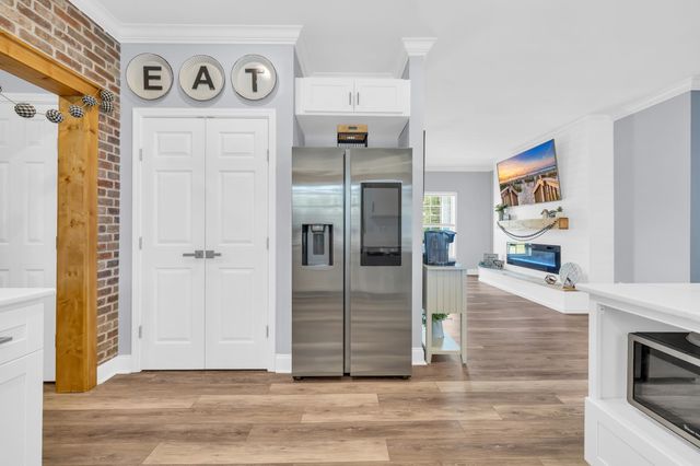 381 Saint Ives Rd., Longs, SC 29568