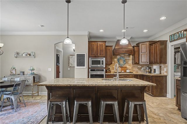 7114 Devonshire Avenue, Springdale, AR 72762