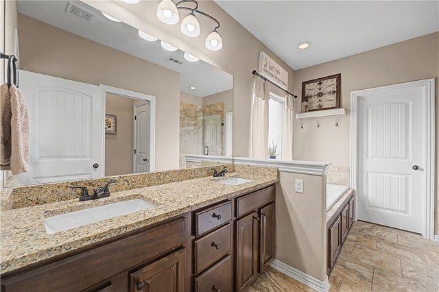 7114 Devonshire Avenue, Springdale, AR 72762