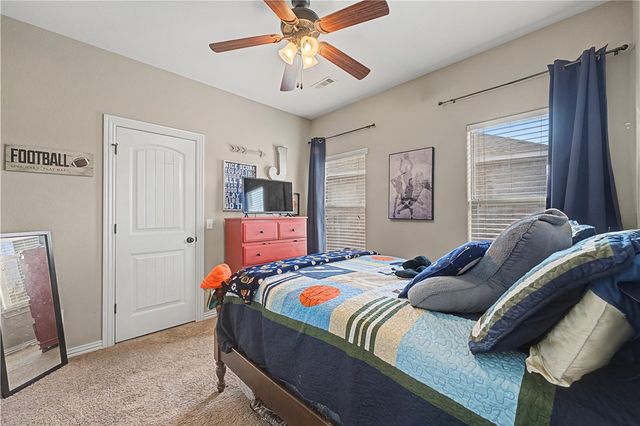 7114 Devonshire Avenue, Springdale, AR 72762