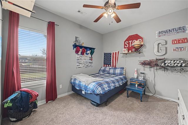 7114 Devonshire Avenue, Springdale, AR 72762