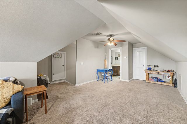 7114 Devonshire Avenue, Springdale, AR 72762