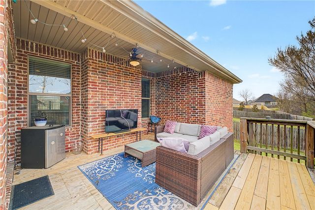 7114 Devonshire Avenue, Springdale, AR 72762