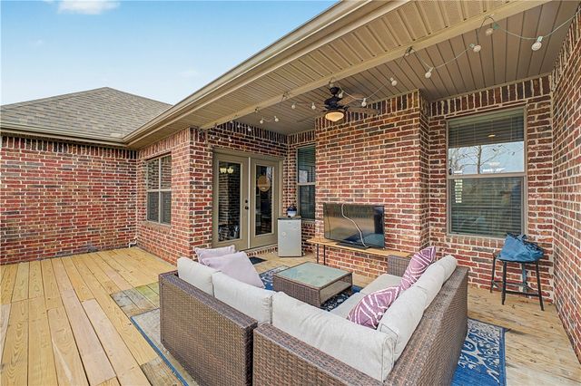 7114 Devonshire Avenue, Springdale, AR 72762