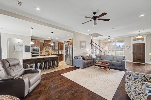 7114 Devonshire Avenue, Springdale, AR 72762